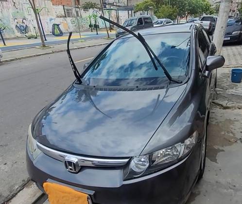HONDA CIVIC 1.8 LXS 16V FLEX 4P MANUAL